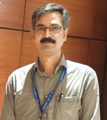 डॉ. मयंक त्रिपाठी